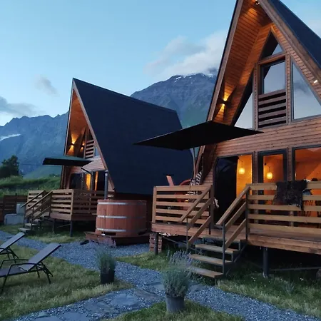 Kazbegi Spa Resort Cottages Exterior photo