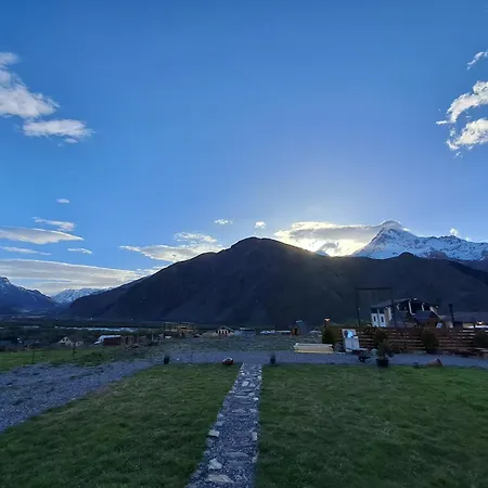 Kazbegi Spa Resort Cottages Exterior photo