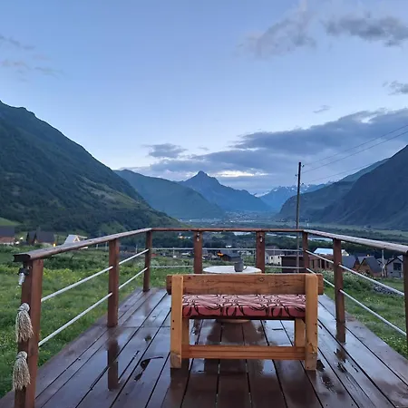 Kazbegi Spa Resort Cottages Exterior photo