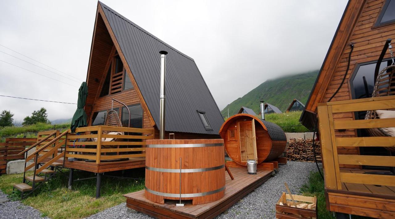 Kazbegi Spa Resort Cottages *