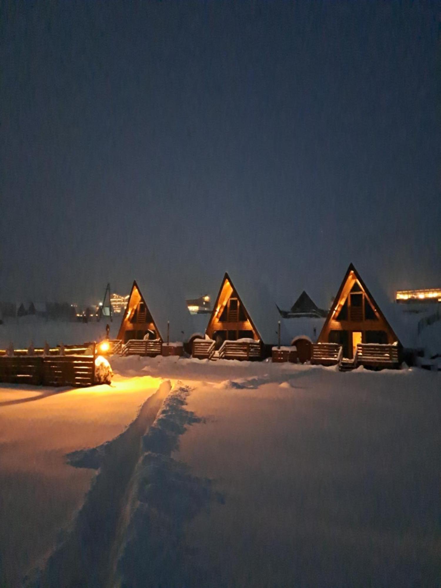 Kazbegi Spa Resort Cottages * Stepantsminda